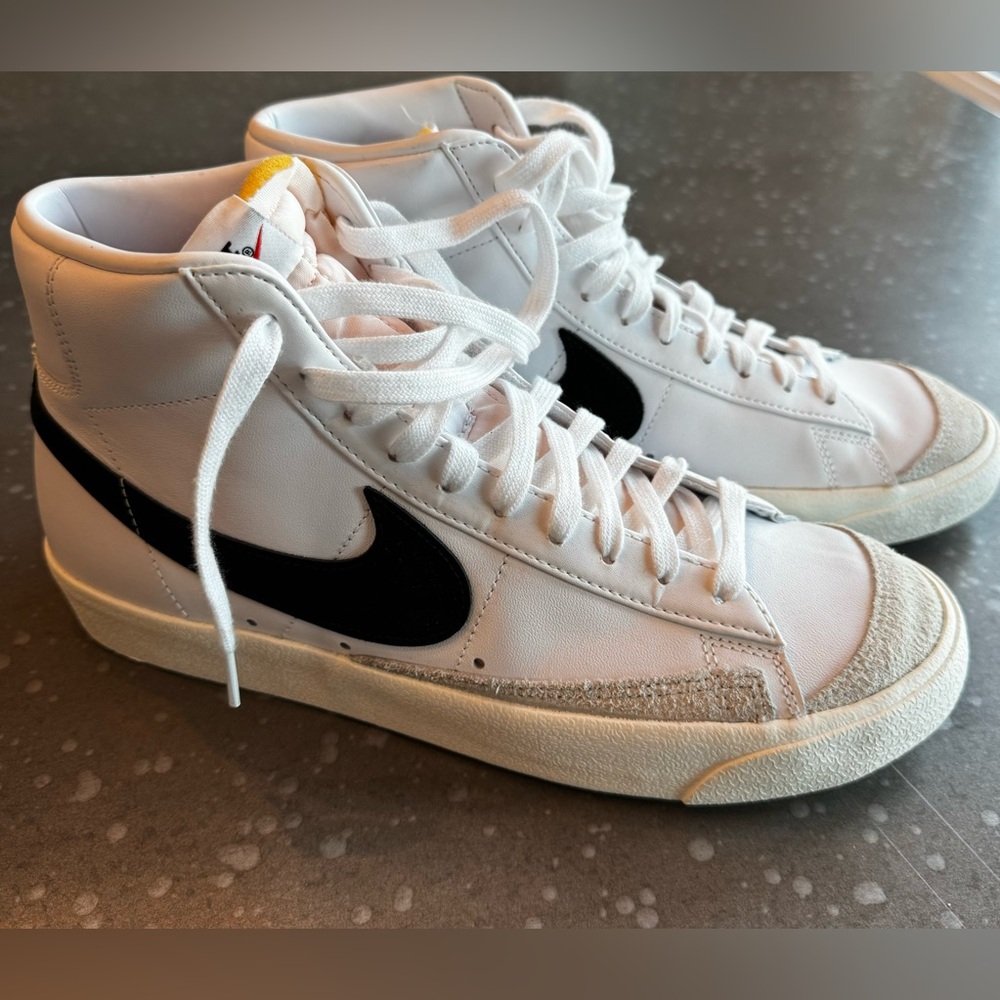 Brand new Nike Blazer. Women’s size 11.5 (men’s size 10). No box